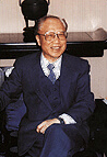 Ch'in, Hsiao-yi