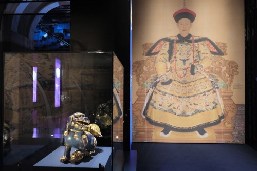 展覽由故宮〈清 掐絲琺瑯獅子〉揭開序幕