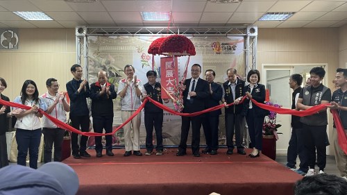 國立故宮博物院與中壢仁海宮強強聯手，推出「皕載風華─郎世寧數位藝術展」。