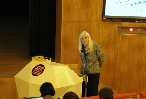 研討會第一場專題講座由加拿大英屬哥倫比亞大學人類學博物館館長Susan Rowley博士開講。