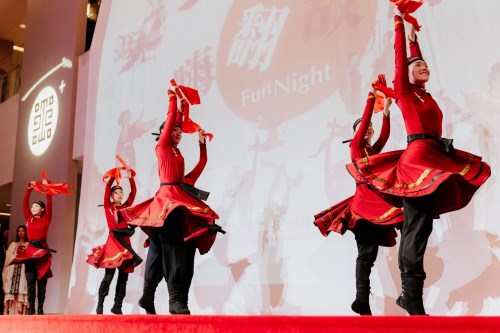 泰北國際雙語學校現場帶來精彩表演